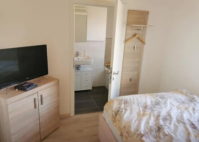 M. Eigenem Bad Und Badewanne Direkt Am Wald Apartamento Amöneburg